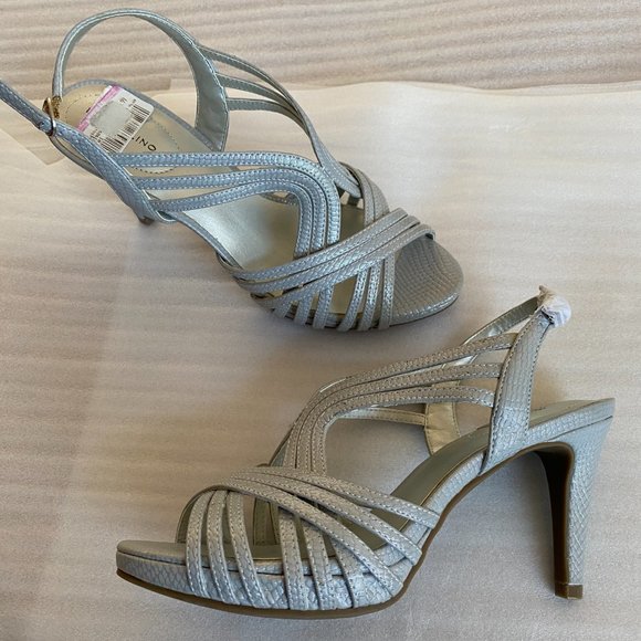 NWT Women’s LIGHT GREY OPEN TOE HIGH HEELD SHOES SIZE 7 - Picture 2 of 8